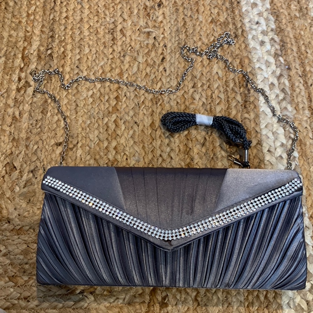 silver/grey clutch with strap